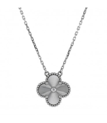 Van Cleef & Arpels Vintage Alhambra gold necklace