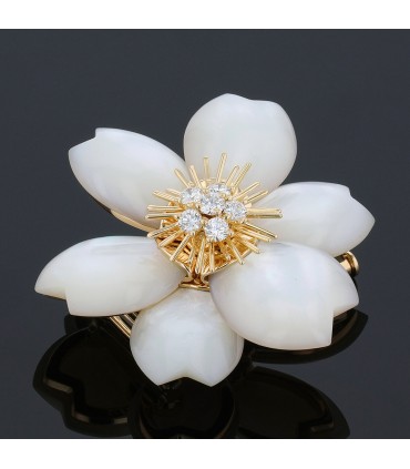 Broche Van Cleef & Arpels Rose de Noël