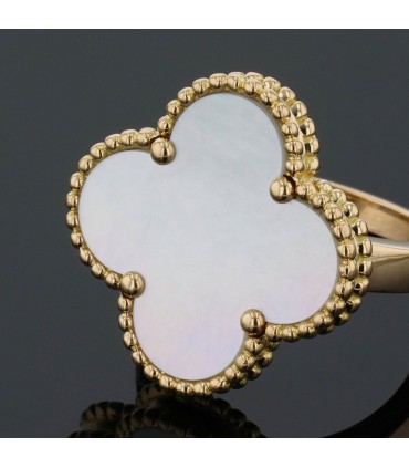 Bague Van Cleef & Arpels Magic Alhambra