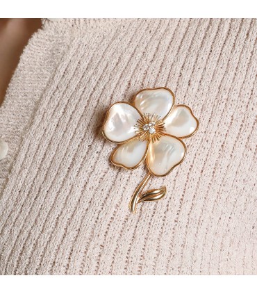 Van Cleef & Arpels Clématite mother-of-pearl, diamonds and gold brooch