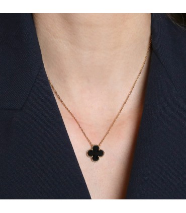 Van Cleef & Arpels Vintage Alhambra gold and onyx necklace