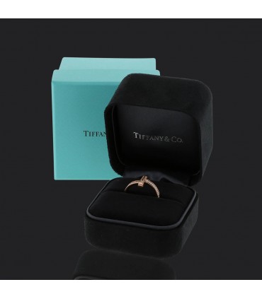 Tiffany & Co. Tiffany T diamonds and gold ring