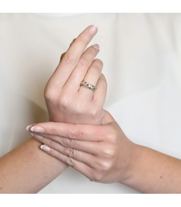 Diamonds, sapphires and gold ring