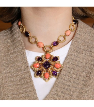 Van Cleef & Arpels Delphes amethysts, coral and gold brooch necklace