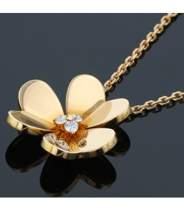 Van Cleef & Arpels Frivole diamonds and gold necklace