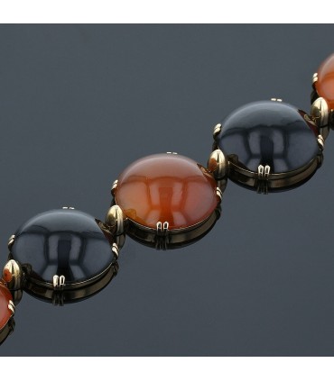 Gold, onyx and carnelian bracelet
