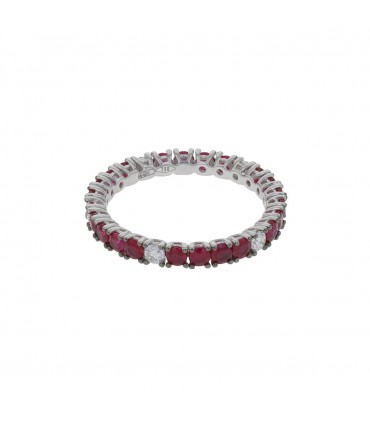 Alliance or, rubis, diamants