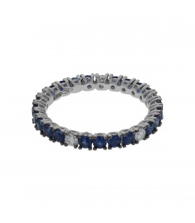 Sapphires, diamonds and gold ring