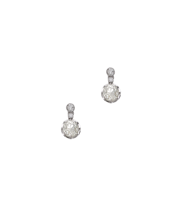 Boucles d’oreilles platine et diamants