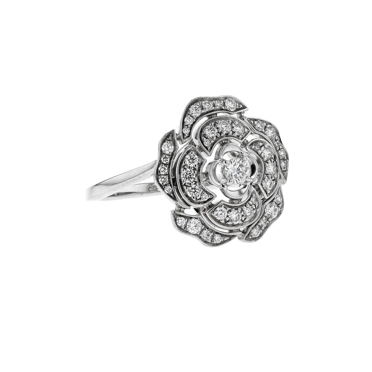 Chanel top rose ring