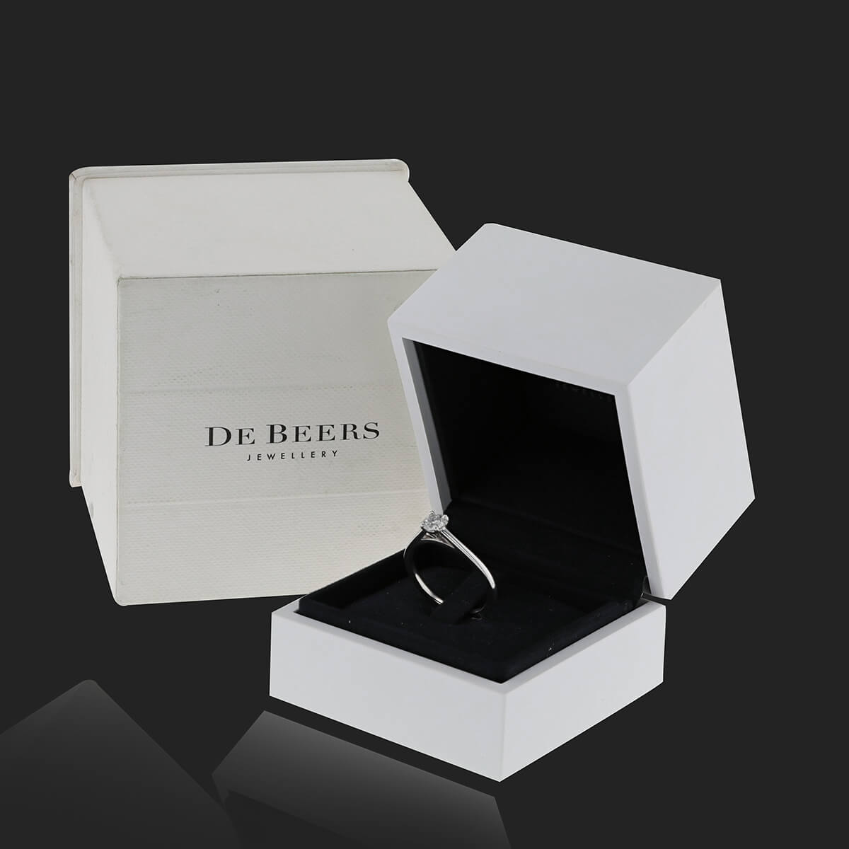 De Beers ring De Beers certificate 0 31 ct F SI1