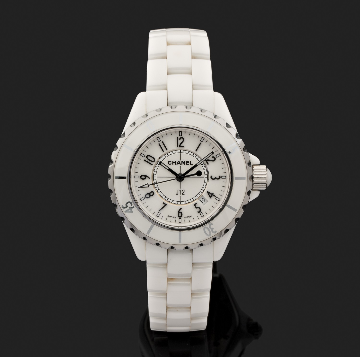 Montre Chanel J12