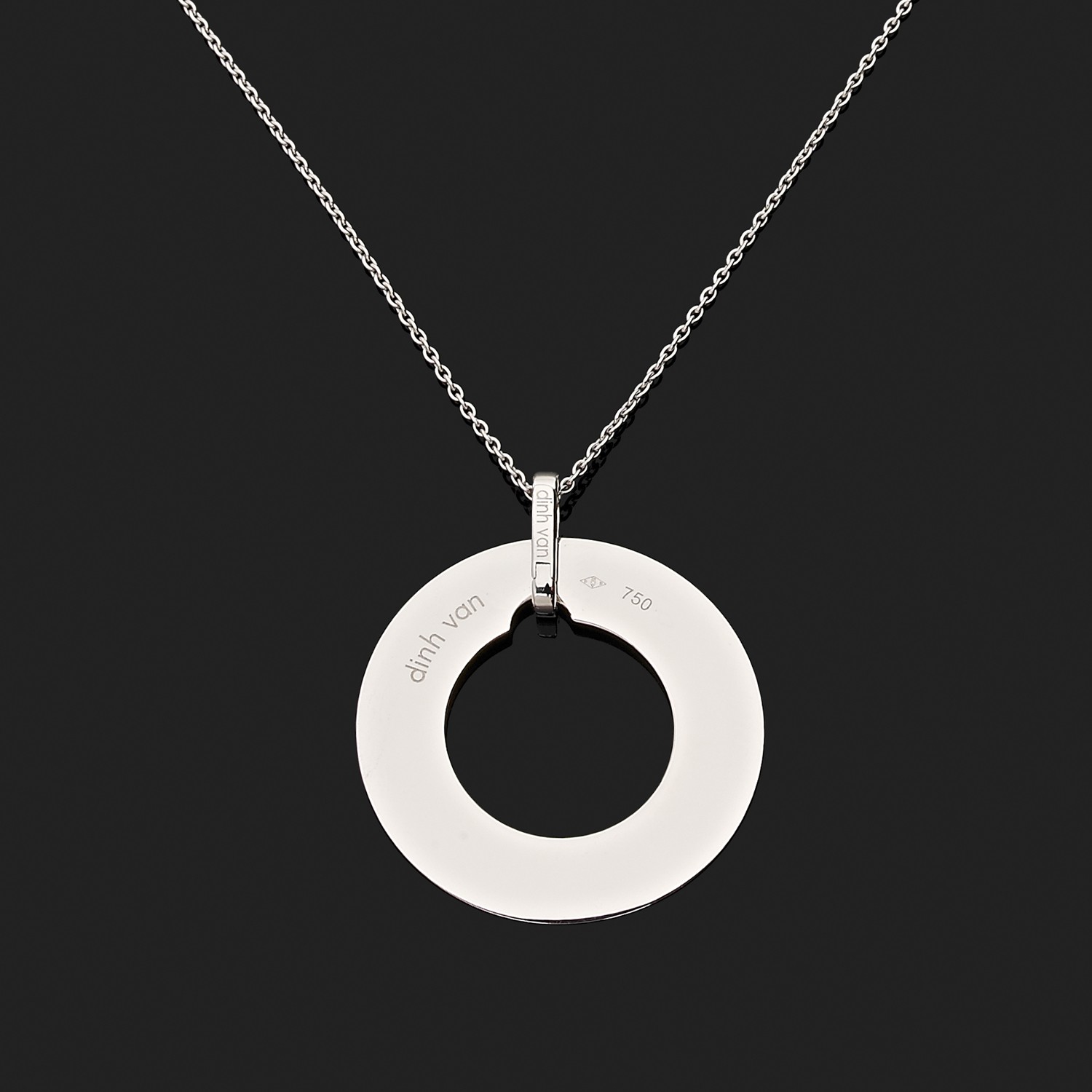 Pendentif cible dinh van clearance