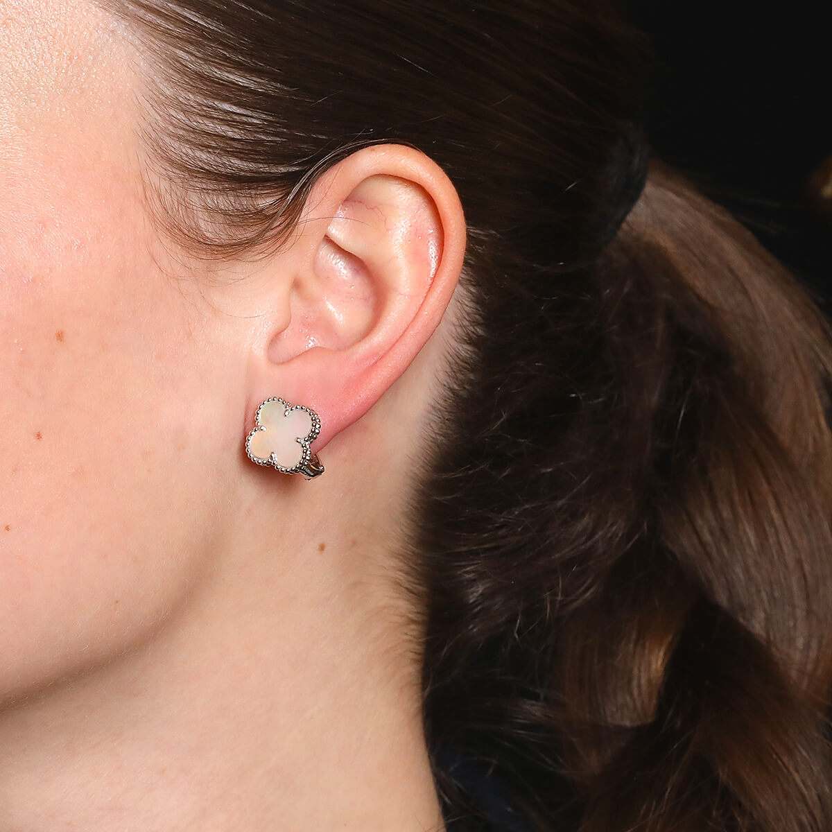 Alhambra earrings mother of pearl shop